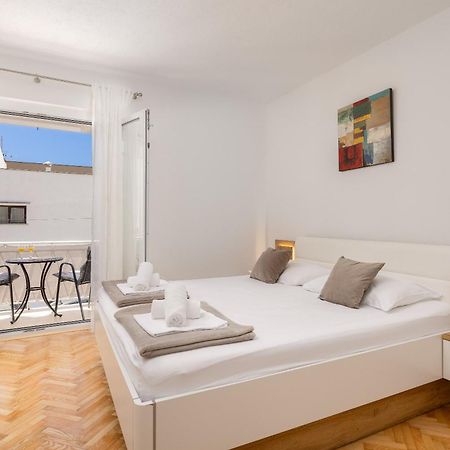 Apartments Paladin Makarska Eksteriør billede