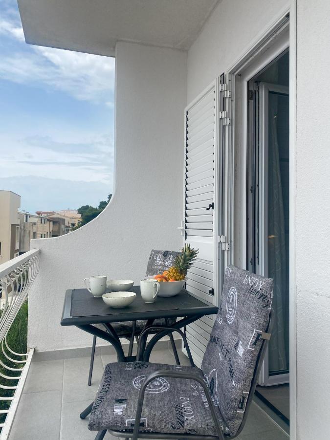 Apartments Paladin Makarska Eksteriør billede
