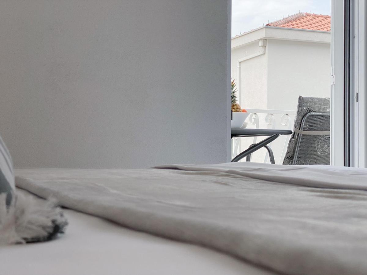 Apartments Paladin Makarska Eksteriør billede