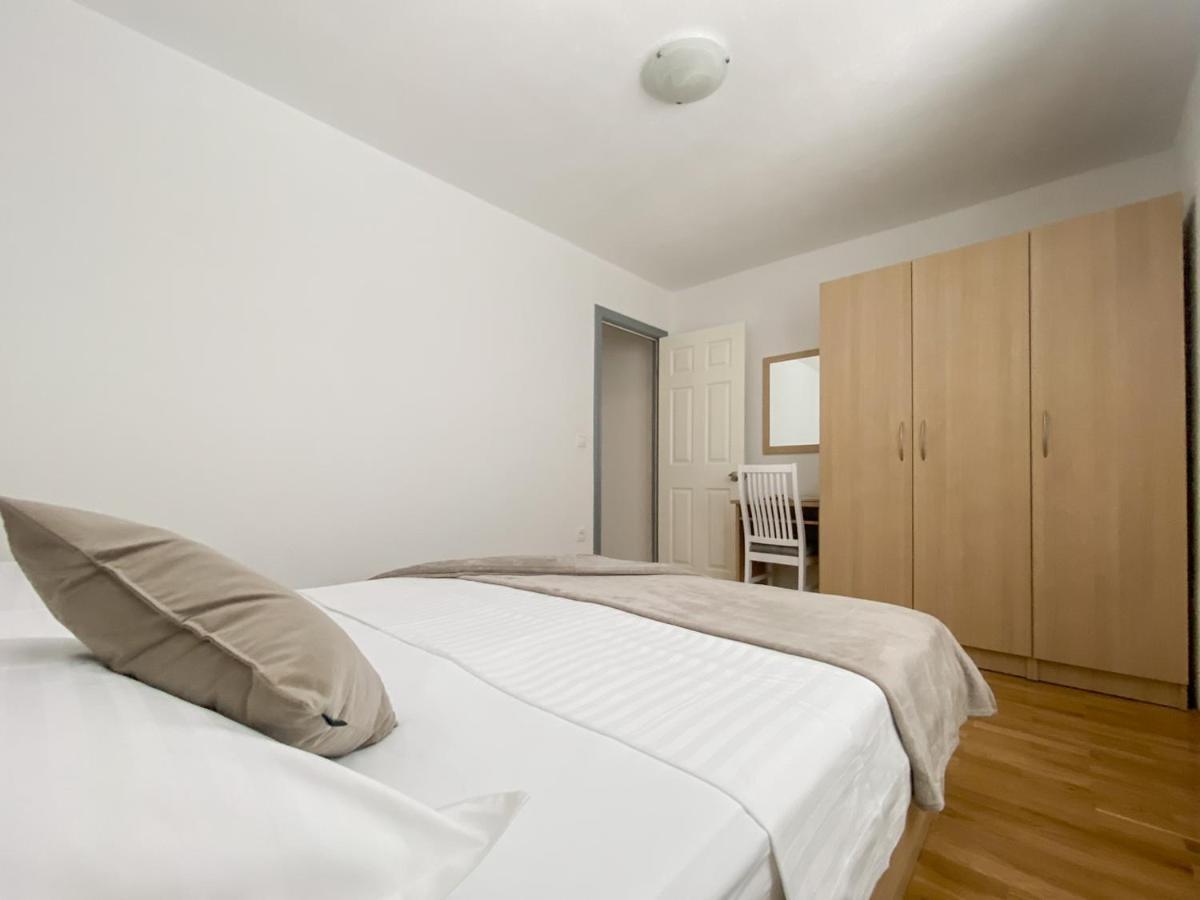Apartments Paladin Makarska Eksteriør billede