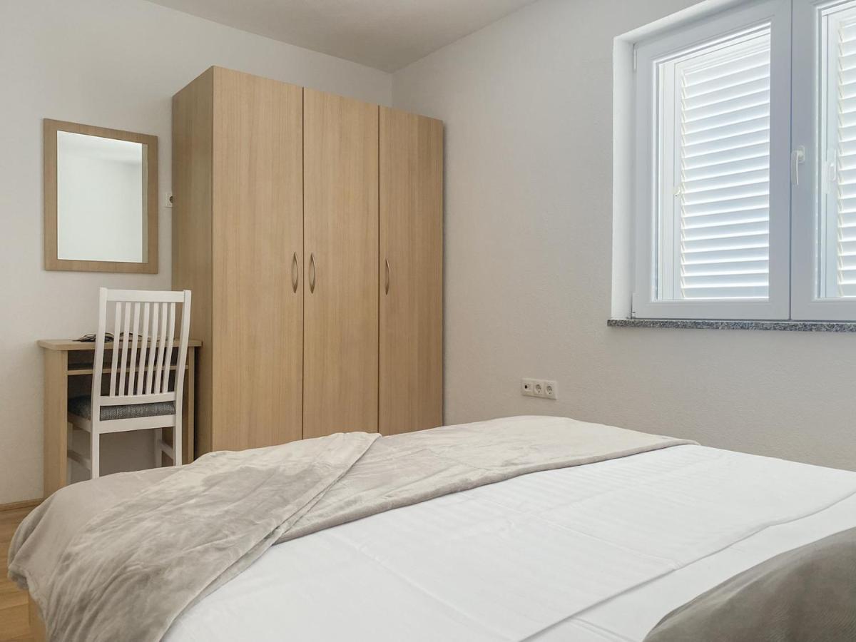 Apartments Paladin Makarska Eksteriør billede