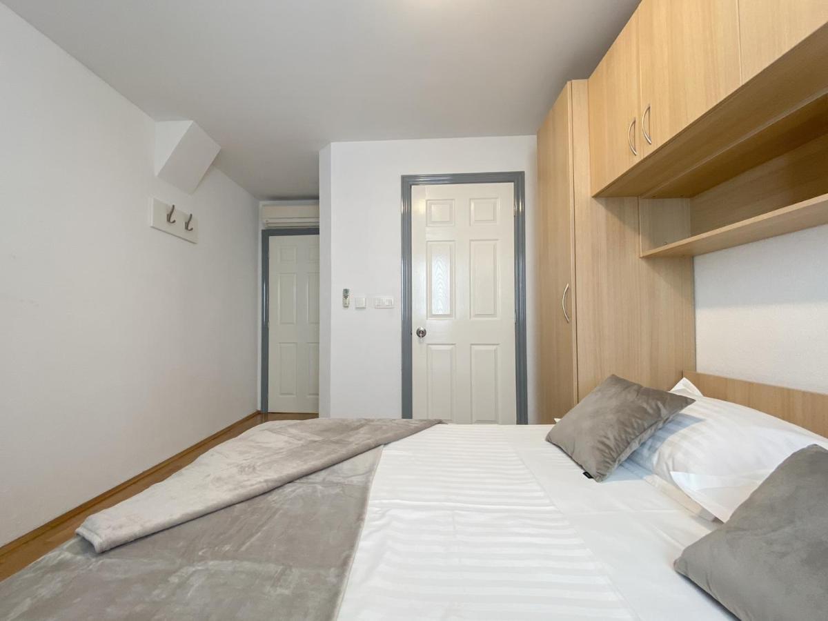 Apartments Paladin Makarska Eksteriør billede