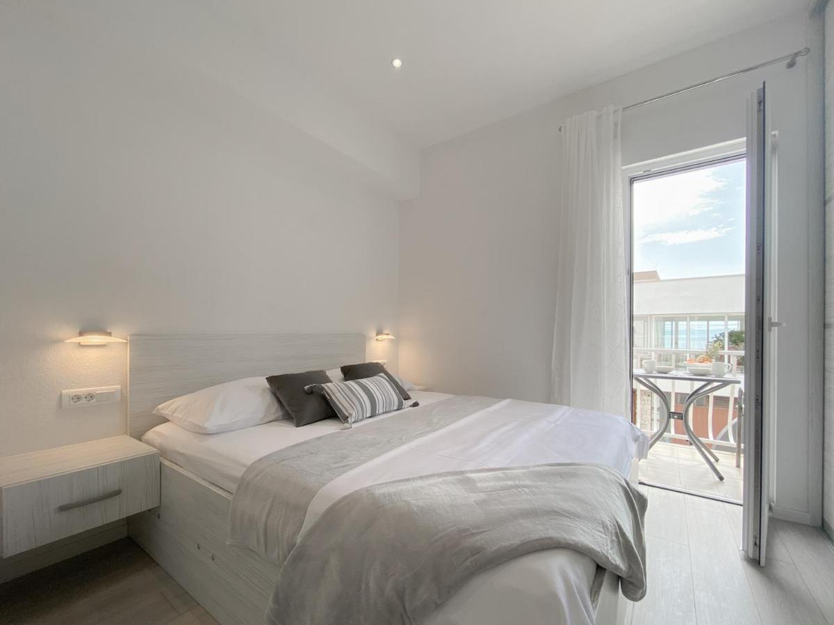 Apartments Paladin Makarska Eksteriør billede