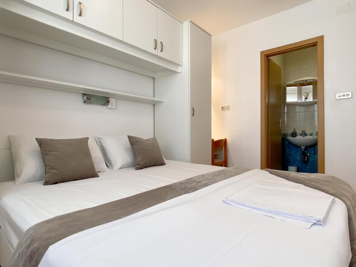 Apartments Paladin Makarska Eksteriør billede