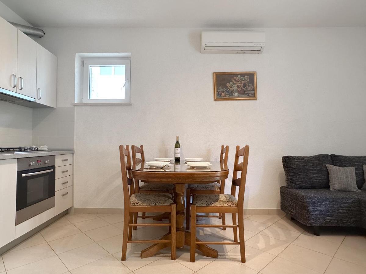 Apartments Paladin Makarska Eksteriør billede