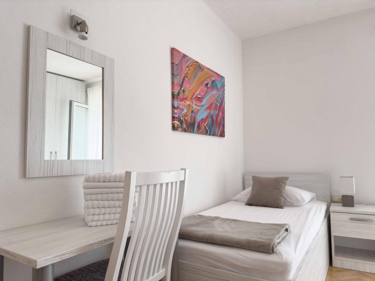 Apartments Paladin Makarska Eksteriør billede