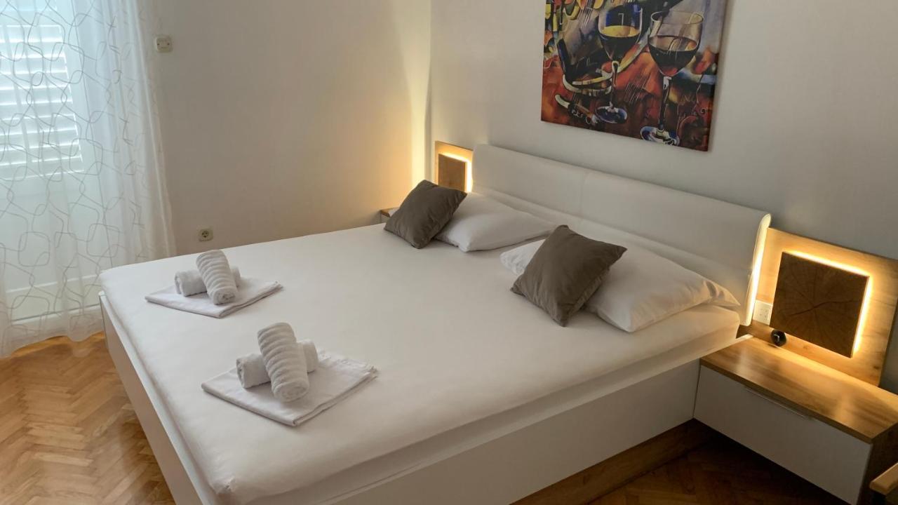 Apartments Paladin Makarska Eksteriør billede