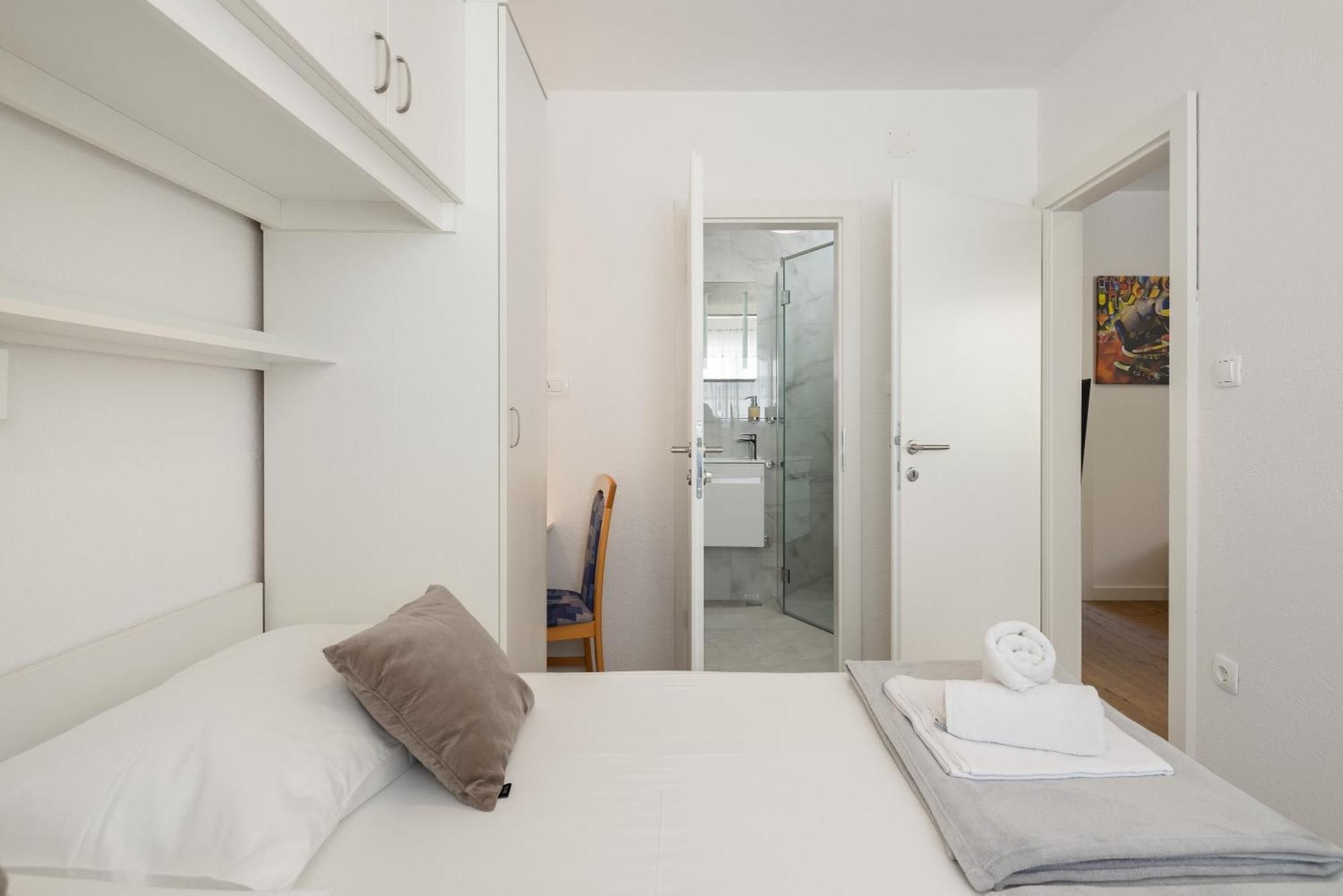 Apartments Paladin Makarska Eksteriør billede